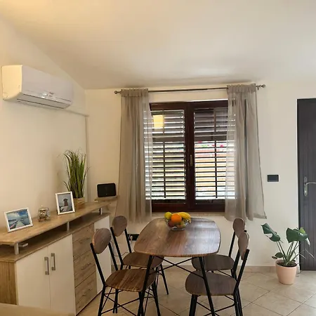 Apartment Sea Shell *